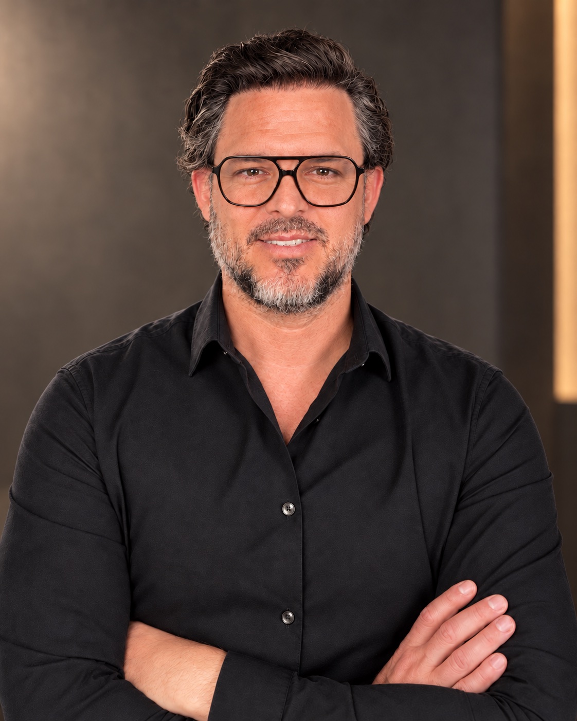 Hakan Kaveller M. A., Architekt und KI-Experte